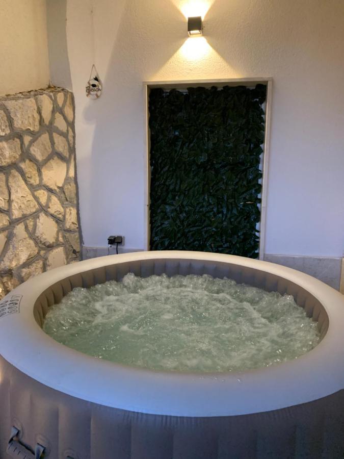 Апартаменты Omis Relaxing Sea Lounge Marusici  Экстерьер фото