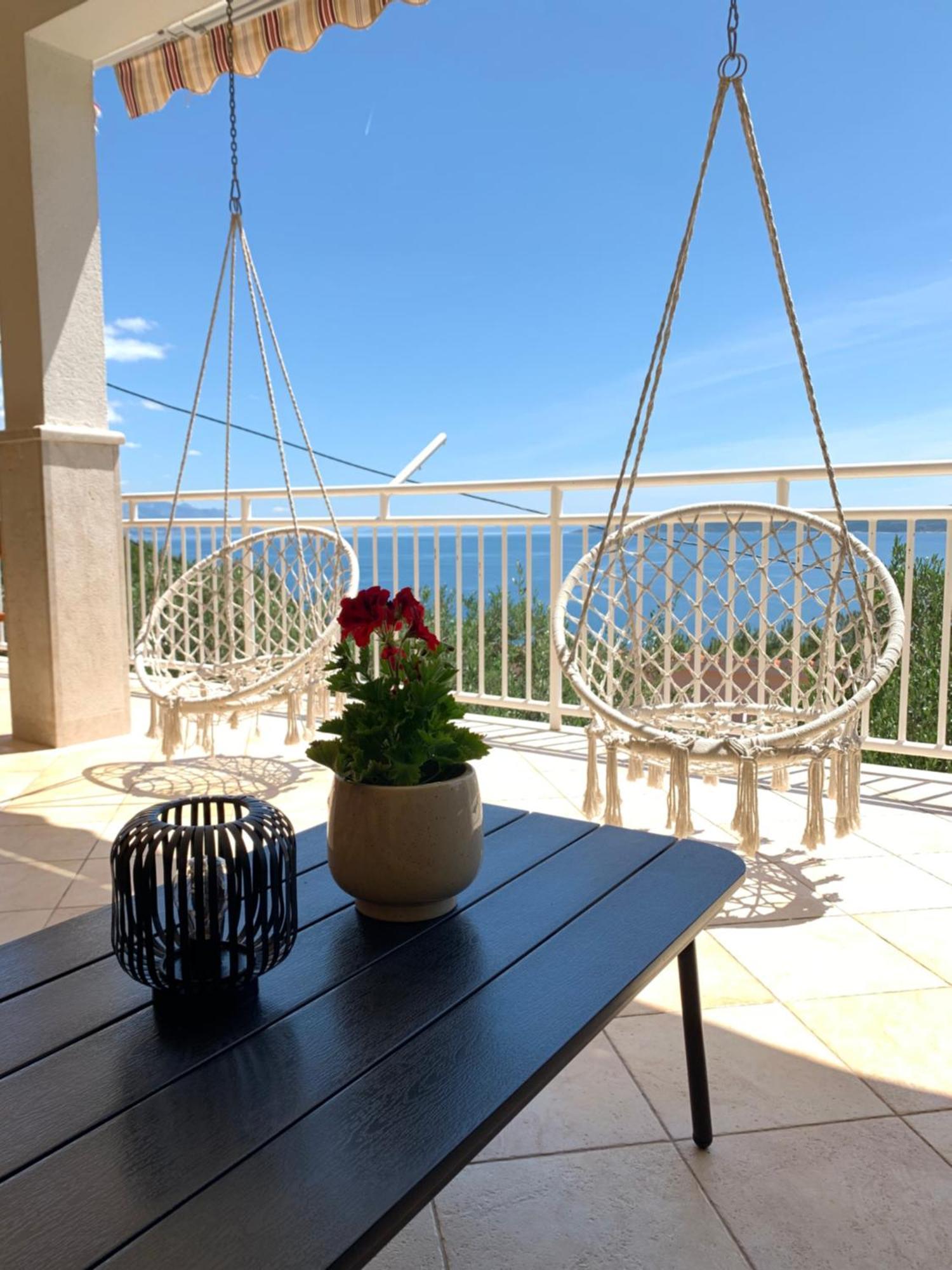 Апартаменты Omis Relaxing Sea Lounge Marusici  Экстерьер фото